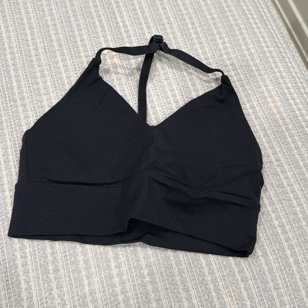 Alphalete Alphalux wonder bra in black